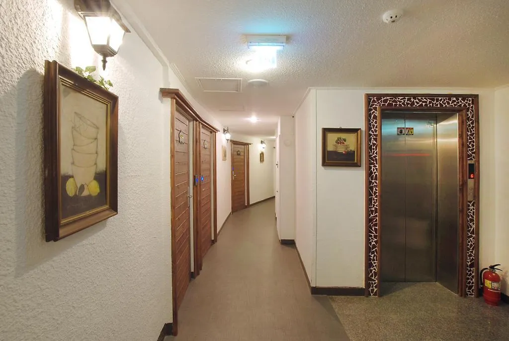 Hotel Oceanview Ίντσεον