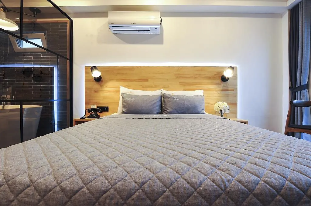 Hotel Oceanview Ίντσεον
